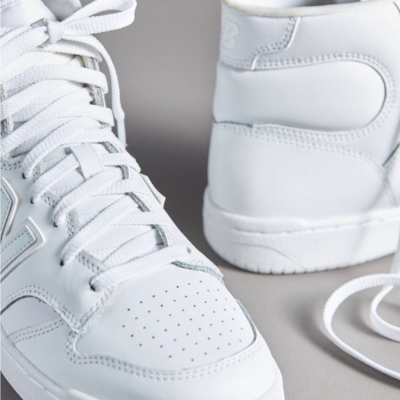 Brand New New Balance Women’s High Top Sneaker Size 8.5 White - Picture 4 of 9